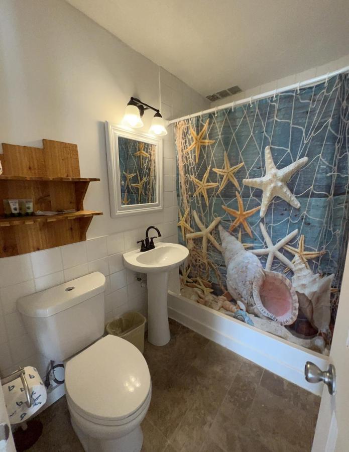 Buccaneer Quarters And Suites Маратон Экстерьер фото